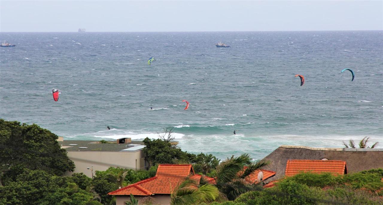 Ocean Rocks Villa, Umhlanga Дурбан Экстерьер фото